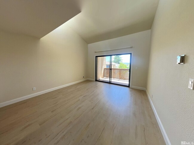 Building Photo - 2750 Plumas St