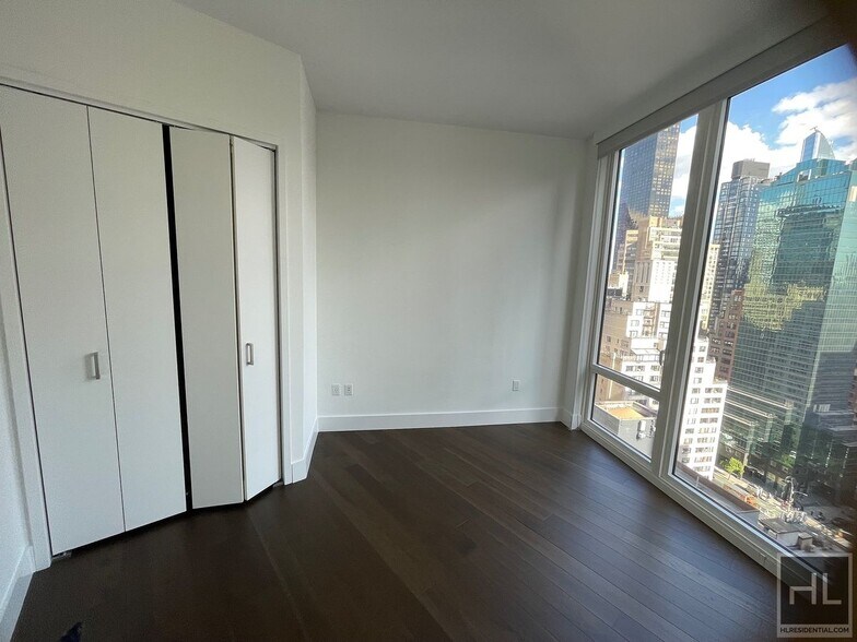 Building Photo - 1 Bedroom Unit in Turtle Bay