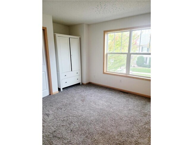 Building Photo - 3049 Chamberlain St