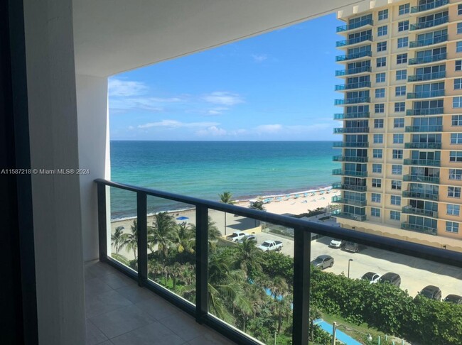 Building Photo - 2301 S Ocean Dr