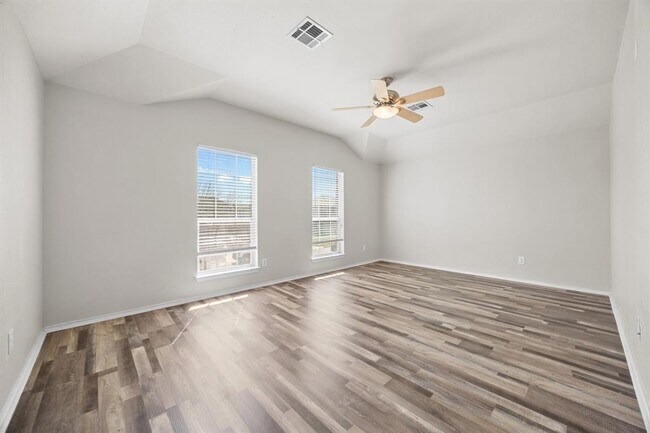 Building Photo - 2049 Rachel Ln