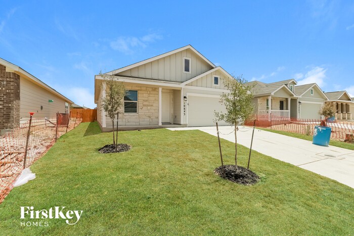 Building Photo - 10643 Erinita Way