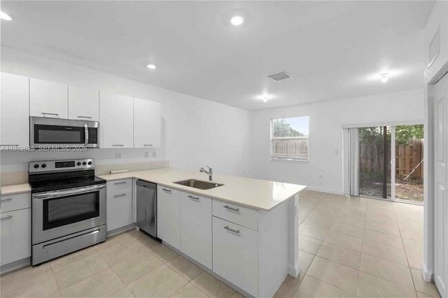 Building Photo - 12258 NW 24th Pl