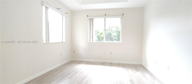 Building Photo - 2616 SE 14th Ave