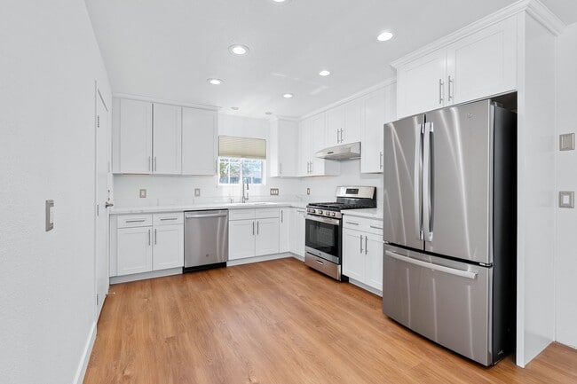 Building Photo - 4 bed/ 3 bath Single-Family Home in North Napa