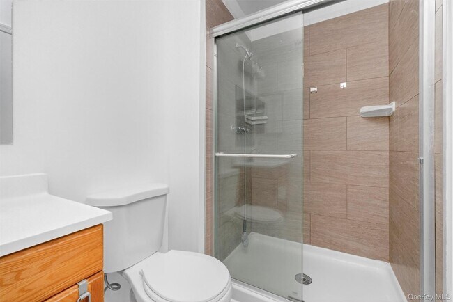 Building Photo - 111 Cartwheel Ct