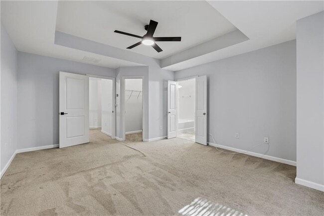 Building Photo - 5038 Longview Walk