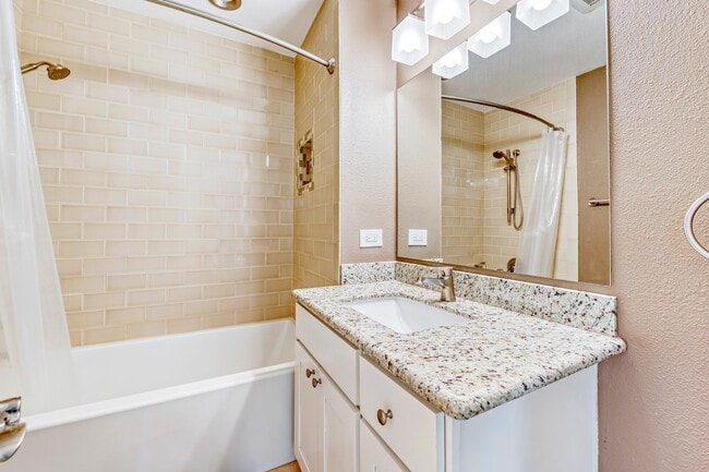 Building Photo - 4242 SW Hewett Blvd