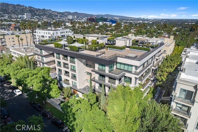 Building Photo - 432 N Oakhurst Dr