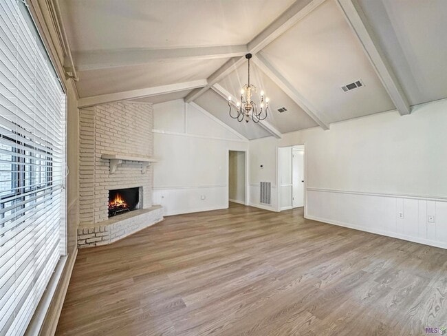 Building Photo - 4941 Pine Hill Dr