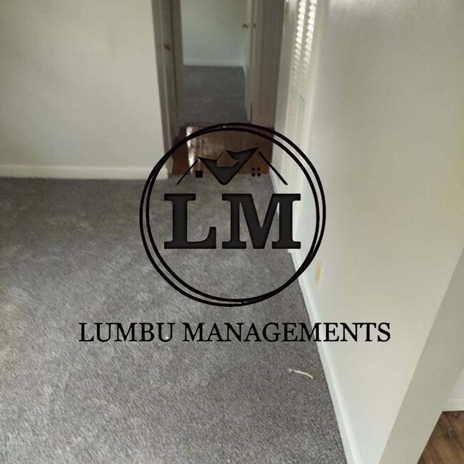 Building Photo - 517 Stephens St