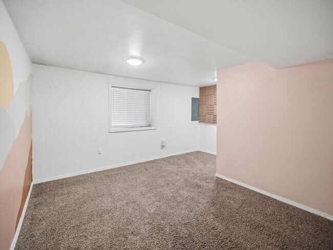 Building Photo - Updated Spokane Rental Home with 4 Bedrooms & Private Yard