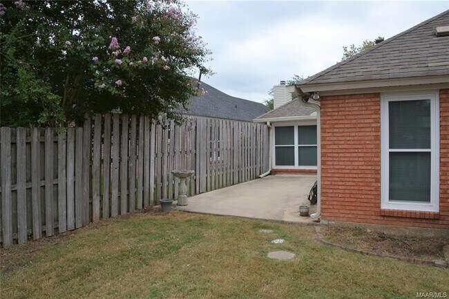 Building Photo - 1952 Woodrun Dr