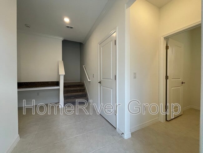 Building Photo - 30819 Veridian Wy