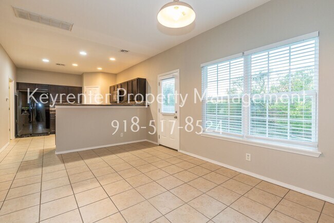 Building Photo - 3 Bed | 2.5 Bath in Broken Arrow!
