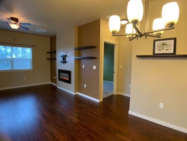 Building Photo - 45 Central Unit - 2 Bedrooms, 2 baths, 988 Sq. Ft.