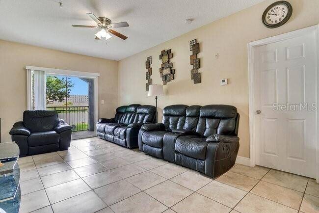 Building Photo - 3702 Palm Desert Ln
