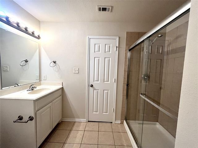 Building Photo - 3259 Wexford Dr