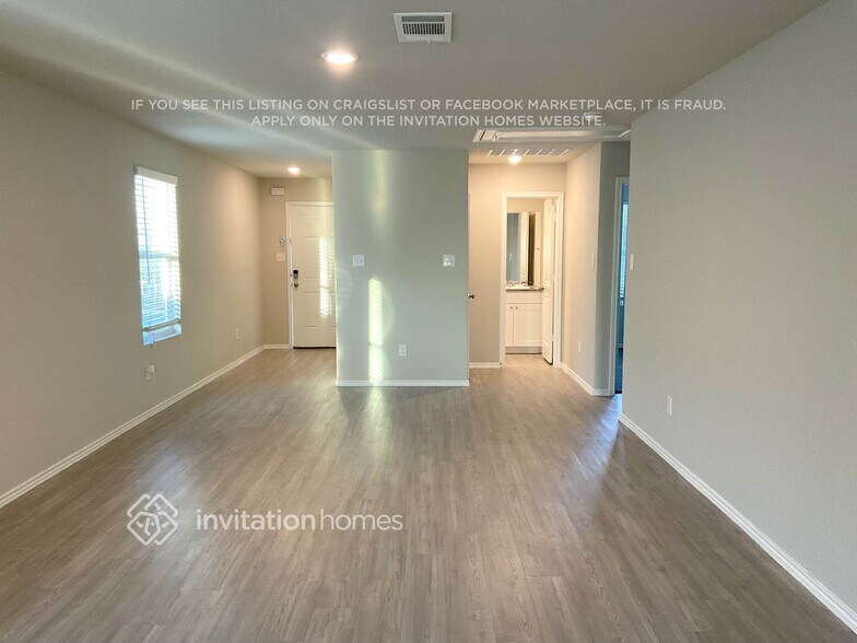 Building Photo - 14626 Calaveras Creek