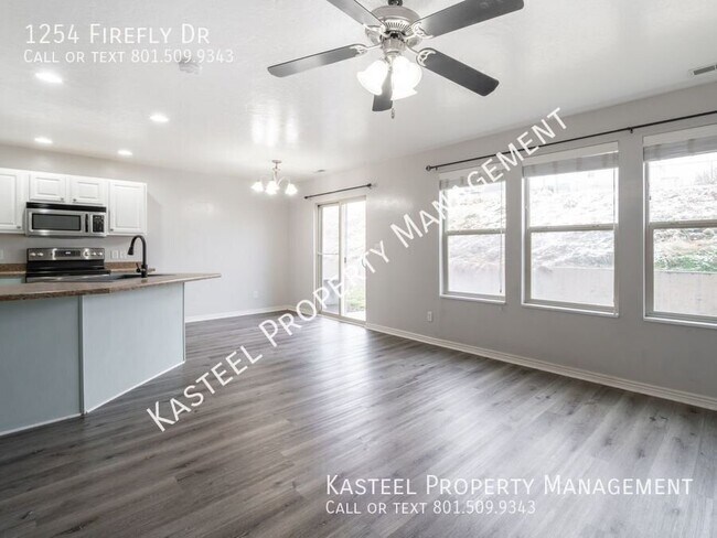 Building Photo - 1254 Firefly Dr