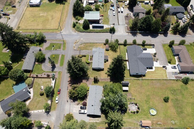 Building Photo - 17916 40th Ave E