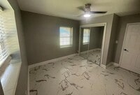 Building Photo - 1108 Cuerno St