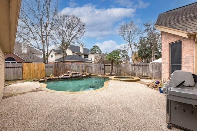 Building Photo - 3215 Canna Lily Ct