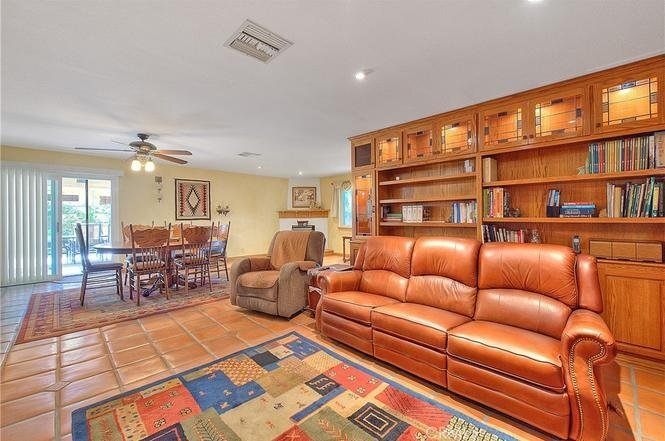 Building Photo - 2147 E Rio Verde Dr