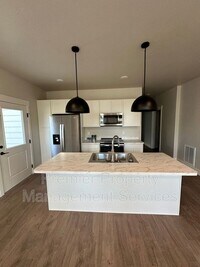 Building Photo - 6023 Elysian Rd