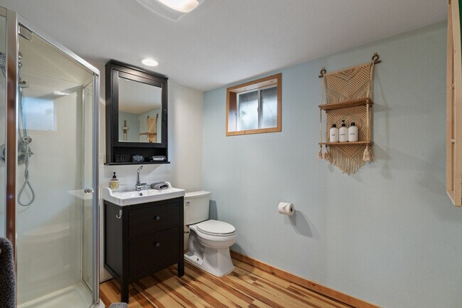 Building Photo - 11582 Washougal River Rd