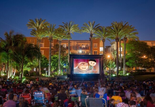 Concert park - 13075 Pacific Promenade