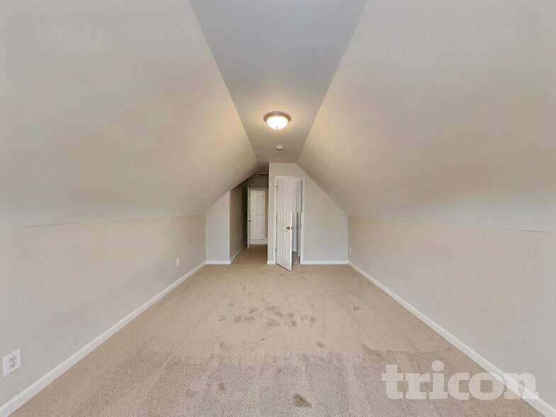 Building Photo - 1168 Olde Hinge Way