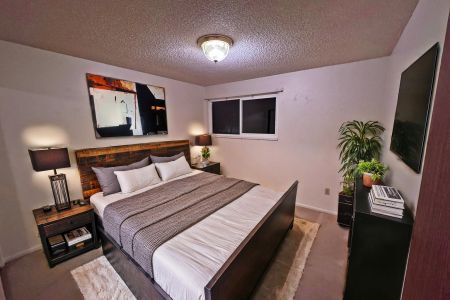 Building Photo - 1937 Clubhouse Way