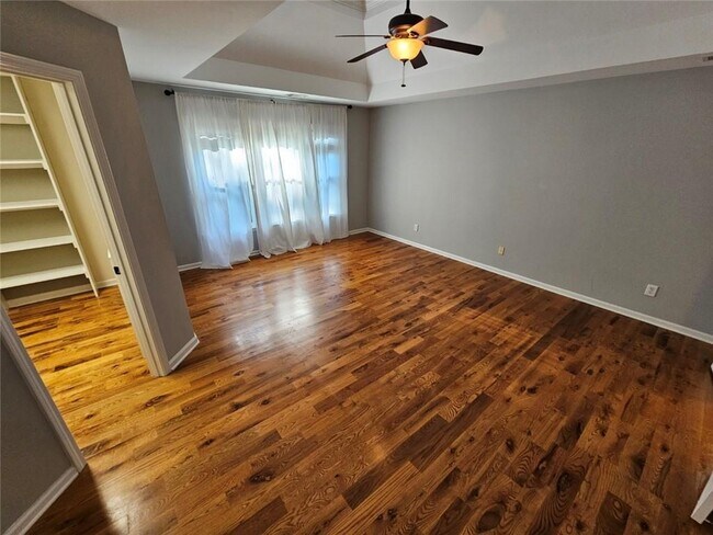 Building Photo - 11640 Vista Forest Dr