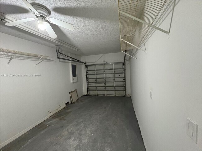 Building Photo - 14845 SW 36th Terrace