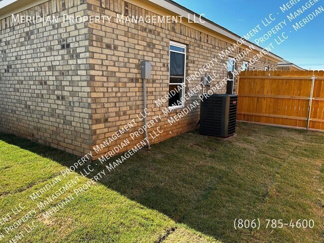 Building Photo - 5802 Urbana Pl