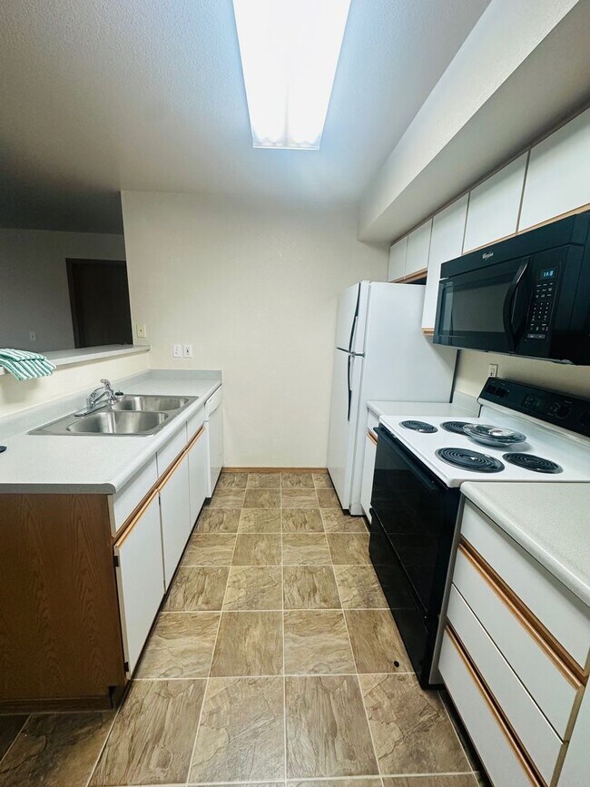 Building Photo - Affordable living at The Westside Apartments