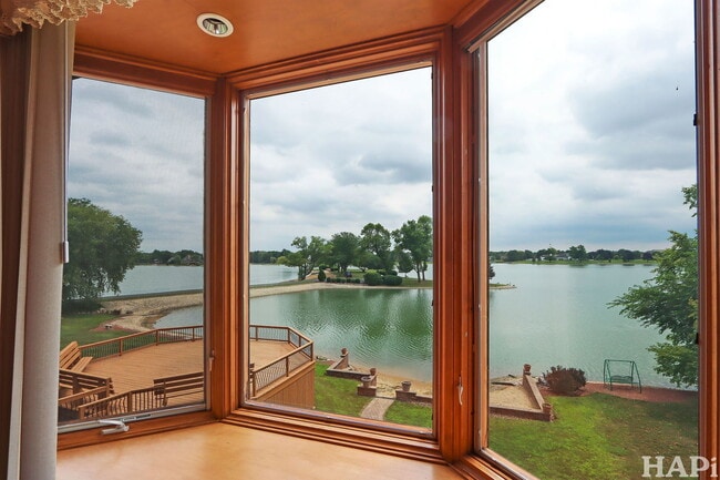 Building Photo - 58 Watergate Dr