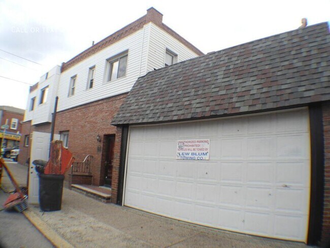Building Photo - 1946 McKean St