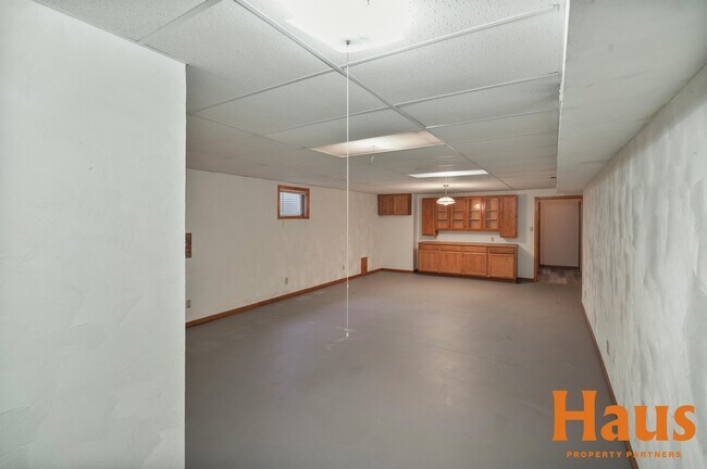 Building Photo - 1839 SE 43rd Terrace