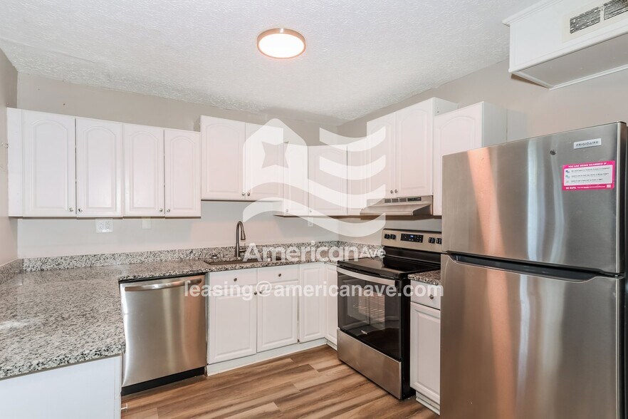 Building Photo - 1118 Alderman St NE