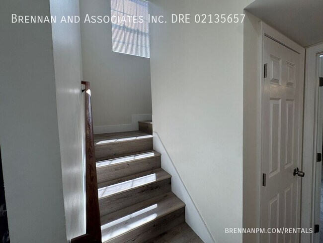 Building Photo - 1130 Sumner Ave