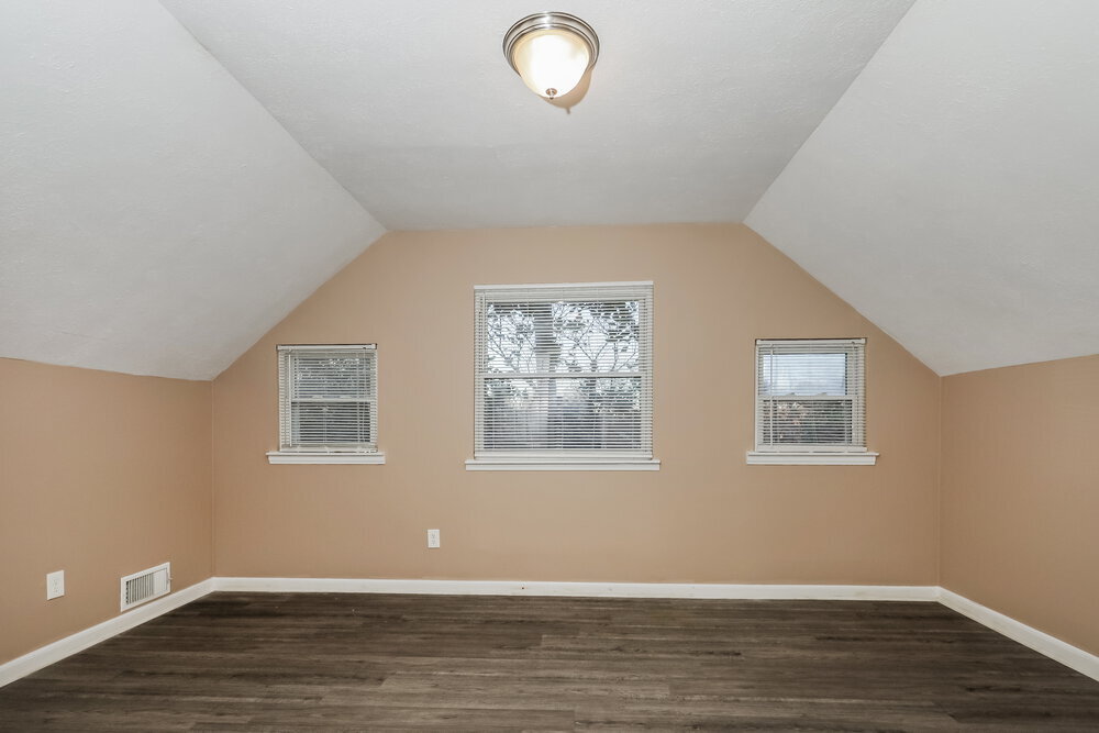 Building Photo - 11010 Highridge Ct