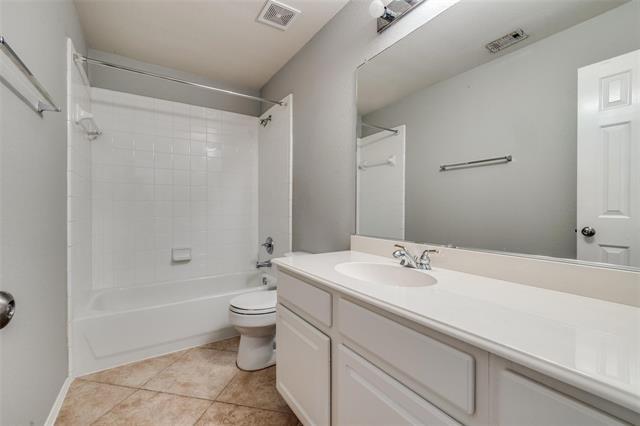 Building Photo - 1625 Mallard Dr
