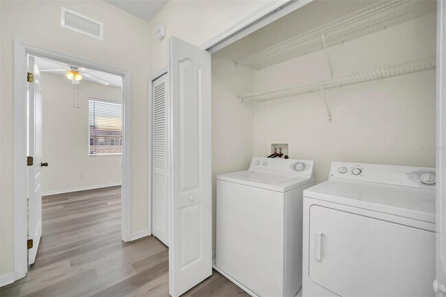 Building Photo - 13370 Daniels Landing Cir