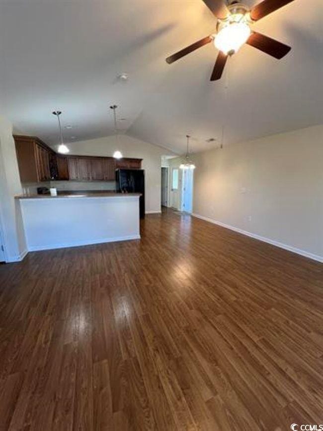 Building Photo - 1328 Valor Rd