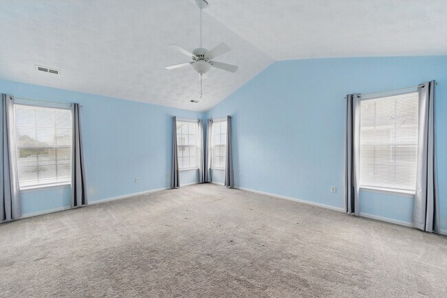 Building Photo - 1023 Snead Dr