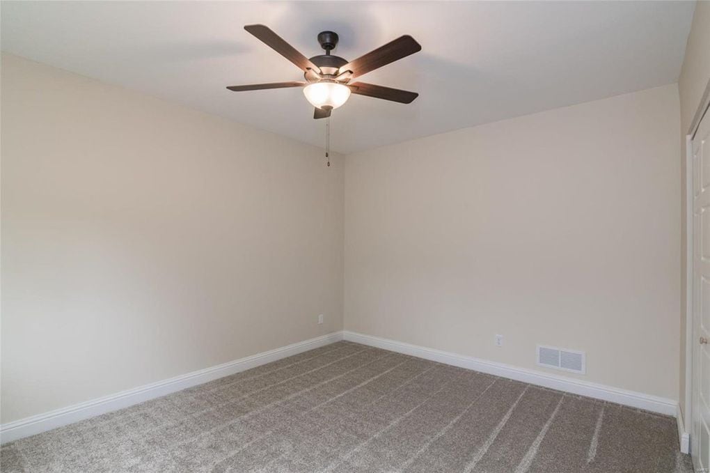 Building Photo - 200 Smola Woods Ct