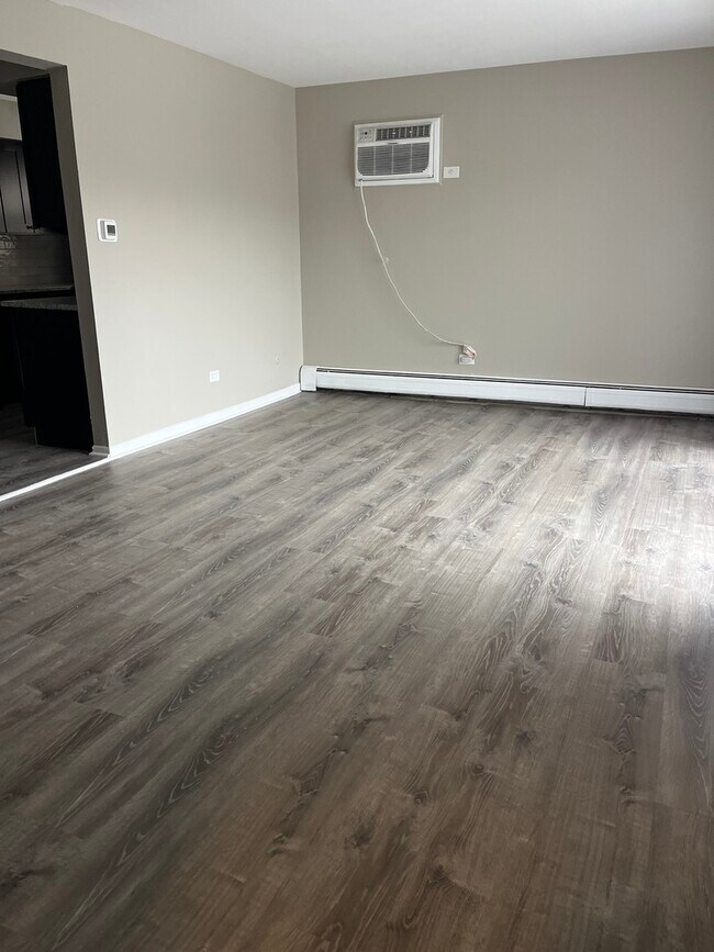 Building Photo - 7041 99th St