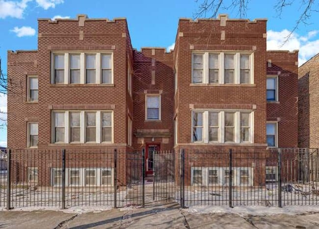 Building Photo - 6156 S Albany Ave. Chicago IL
